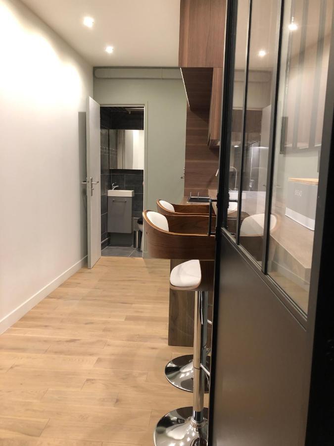 Studio Design Proche Champs-Elysees Париж Екстериор снимка